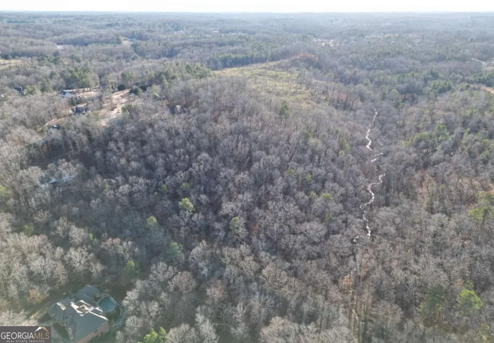 8555 Woodland Brooke TRL Cumming, GA 30028