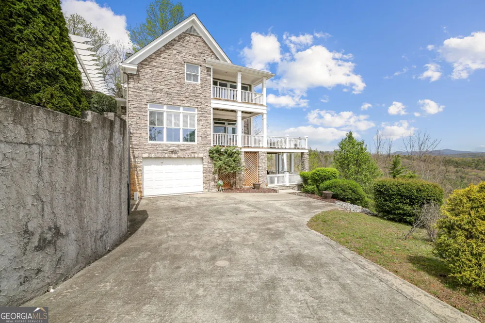 1171 Rabun Bluffs DR Lakemont, GA 30552