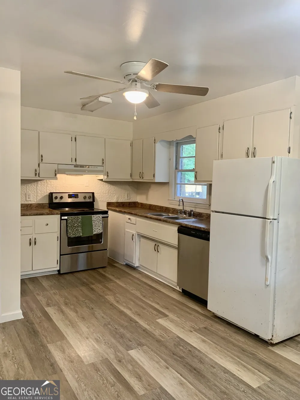 416 Rogers RD Hinesville, GA 31313