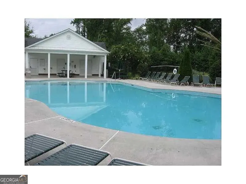 1035 Prestwyck CT Alpharetta, GA 30004