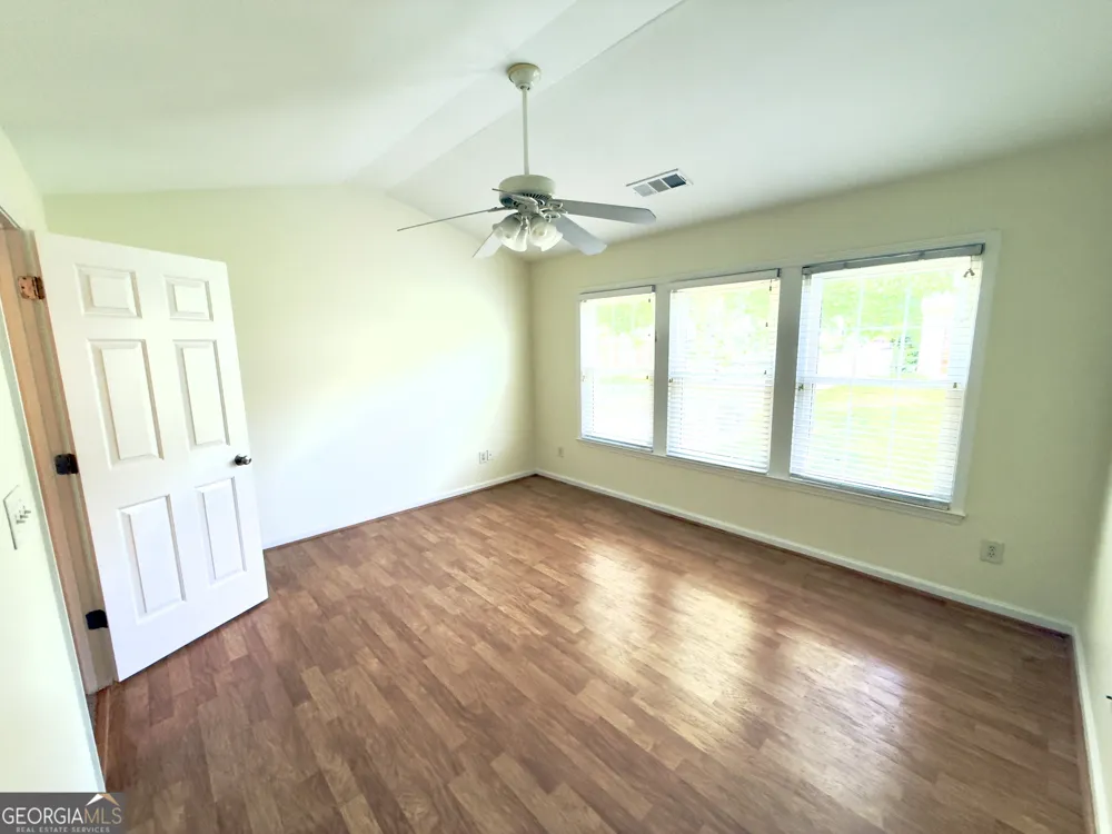 1035 Prestwyck CT Alpharetta, GA 30004