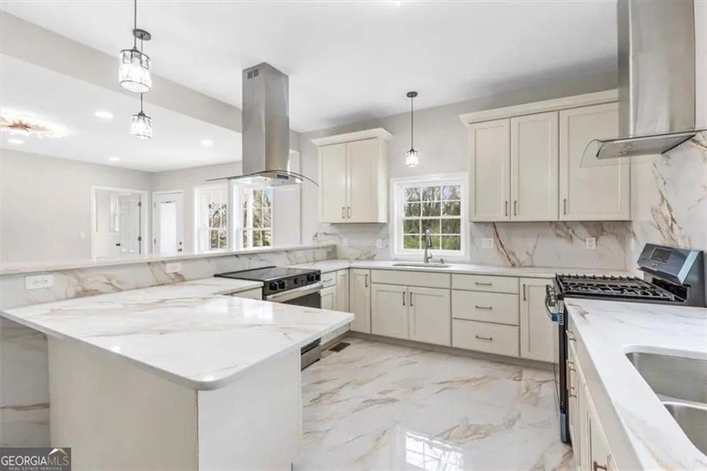 1804 Gordon AVE NE Rome, GA 30161