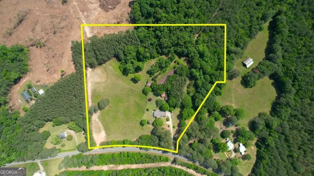 2643 Macedonia RD Franklin, GA 30217