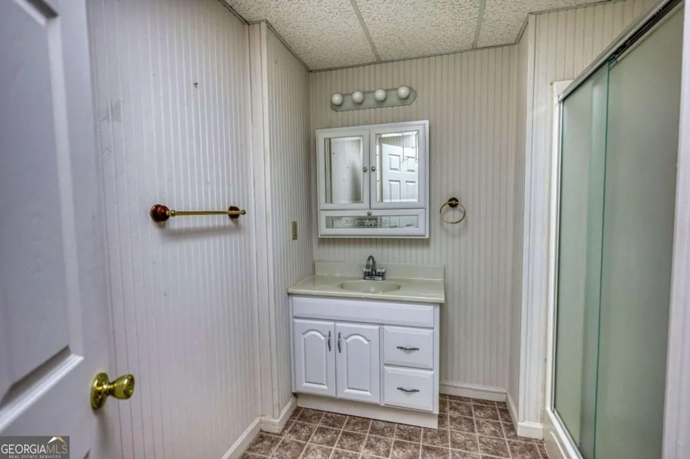 2643 Macedonia RD Franklin, GA 30217