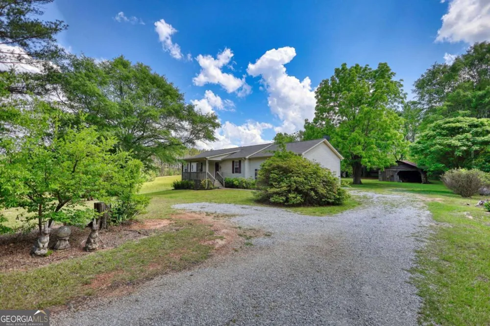 2643 Macedonia RD Franklin, GA 30217
