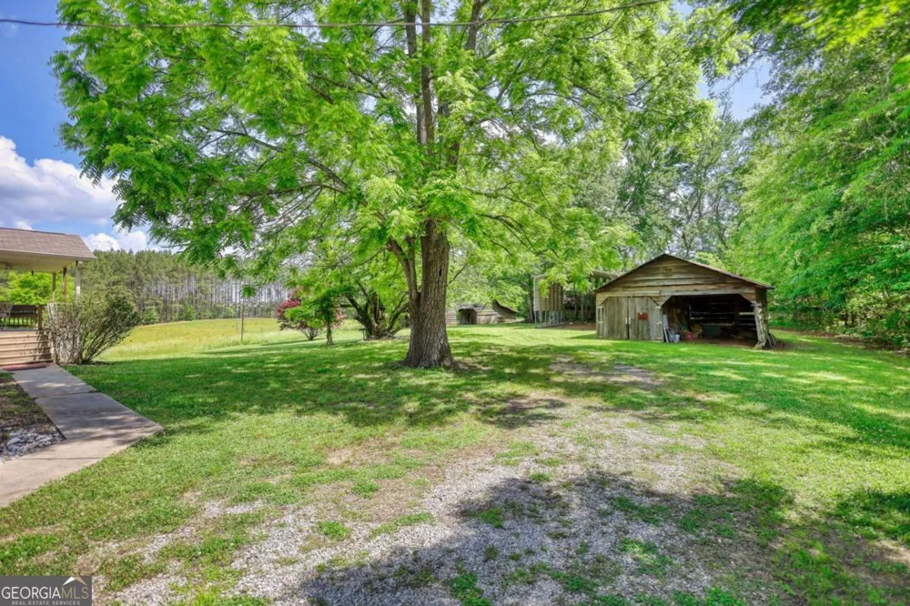 2643 Macedonia RD Franklin, GA 30217