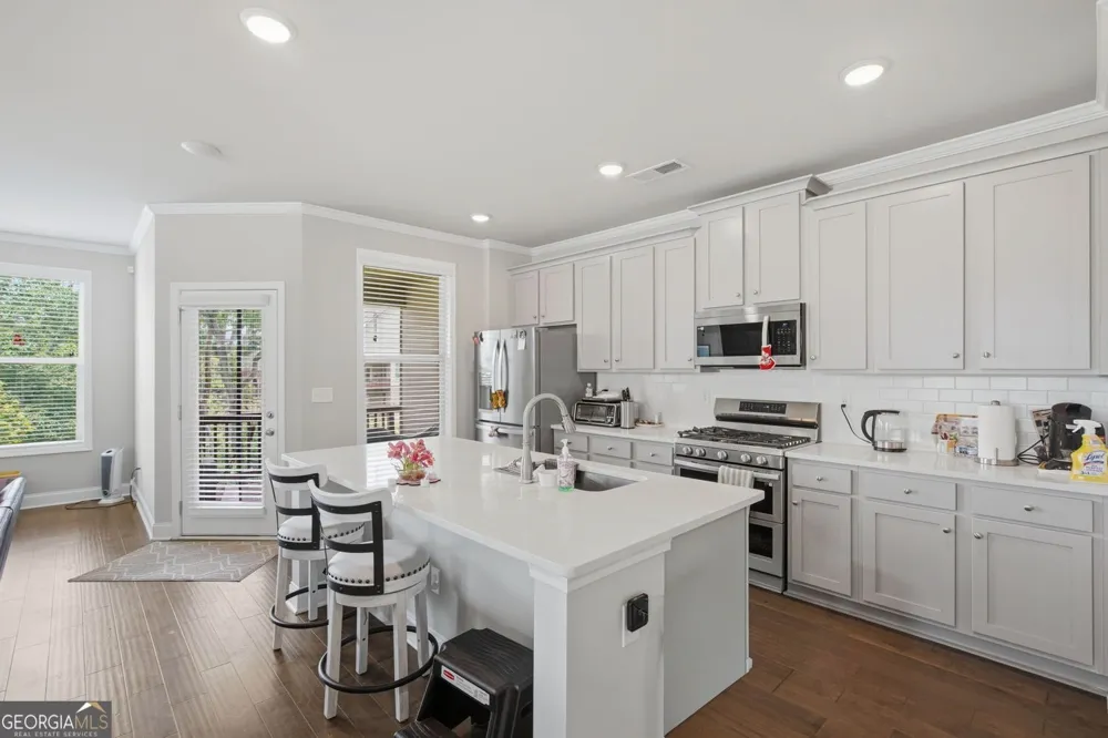 2095 Manor Pointe DR Cumming, GA 30041
