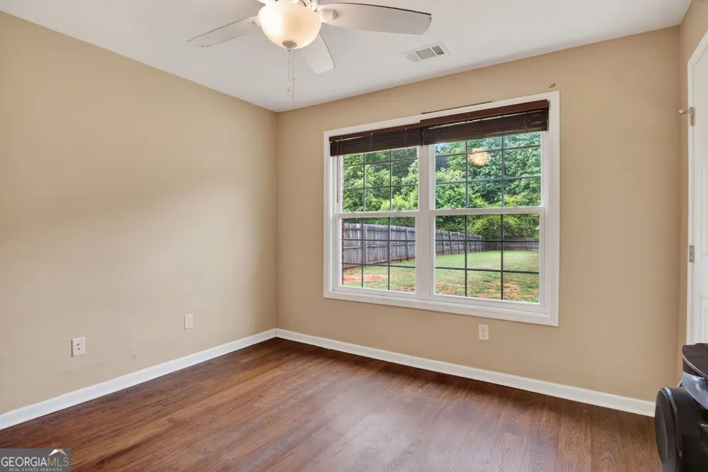 254 Taylor LN Winterville, GA 30683