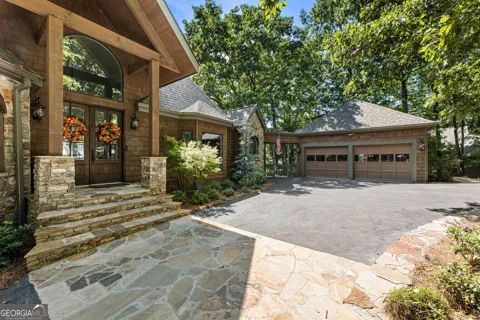 912 Mcelroy Mountain DR