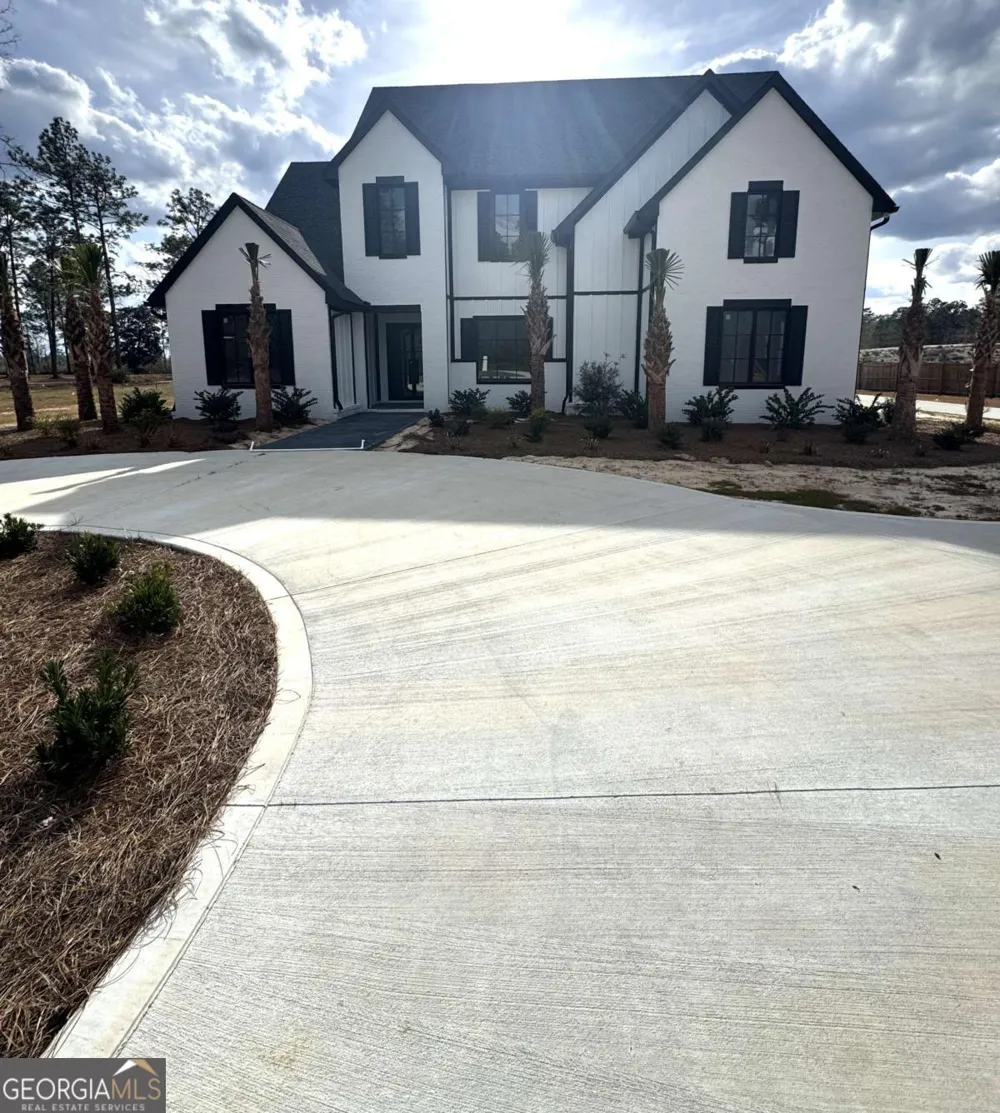 20 Club DR Jesup, GA 31546