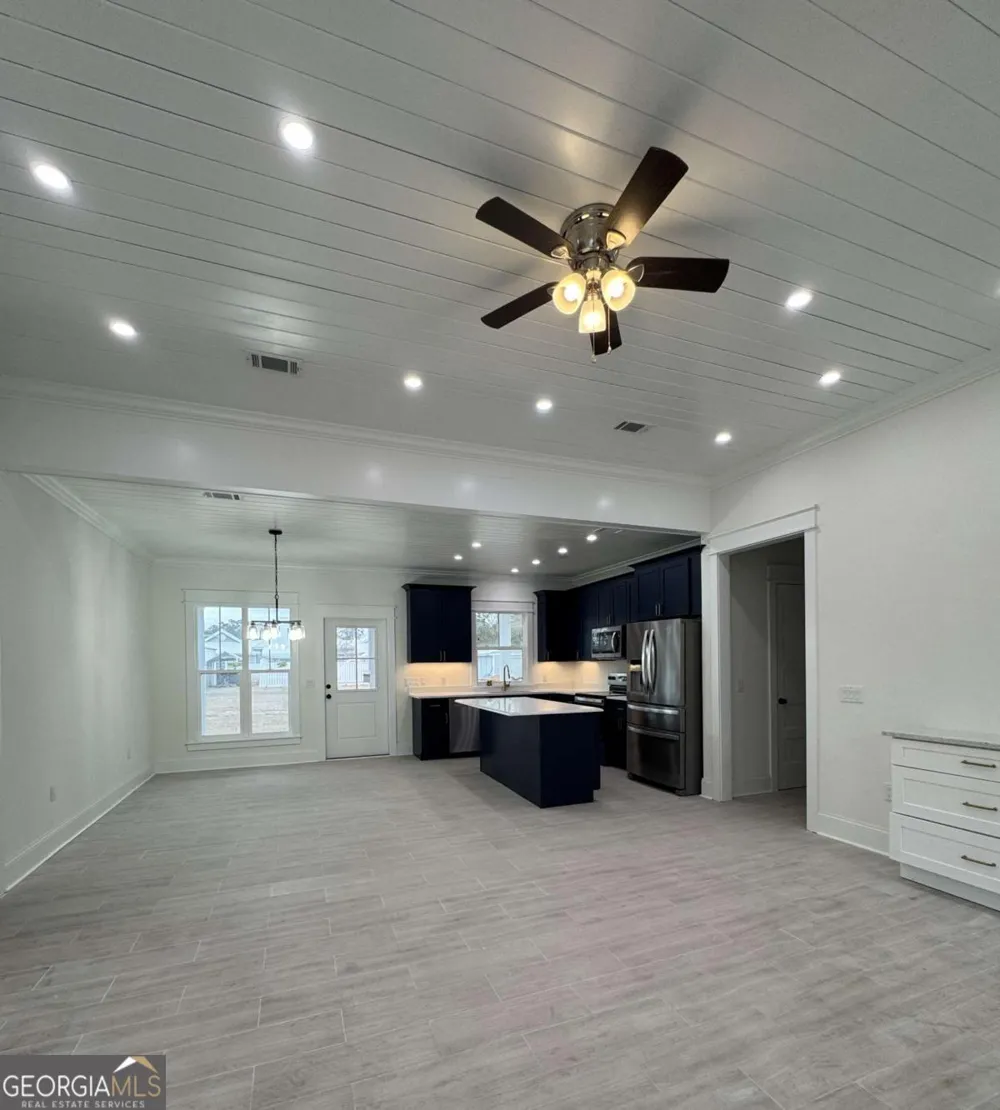 243 Charlton ST Jesup, GA 31545