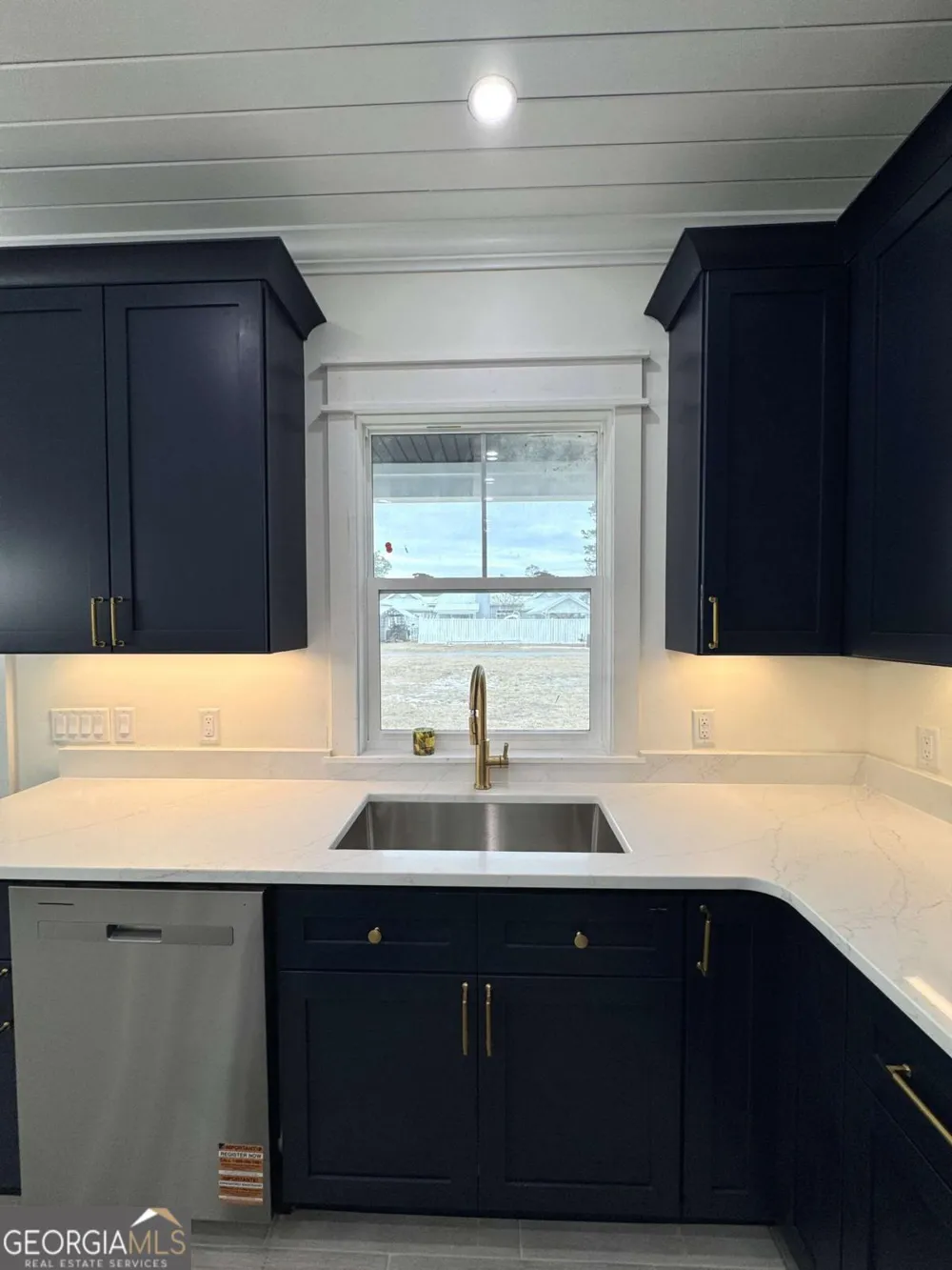 243 Charlton ST Jesup, GA 31545