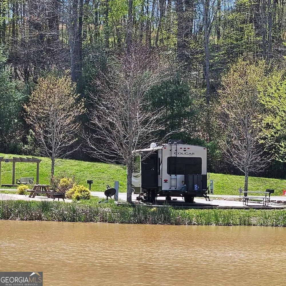 4 Mountain Meadows DR Morganton, GA 30560