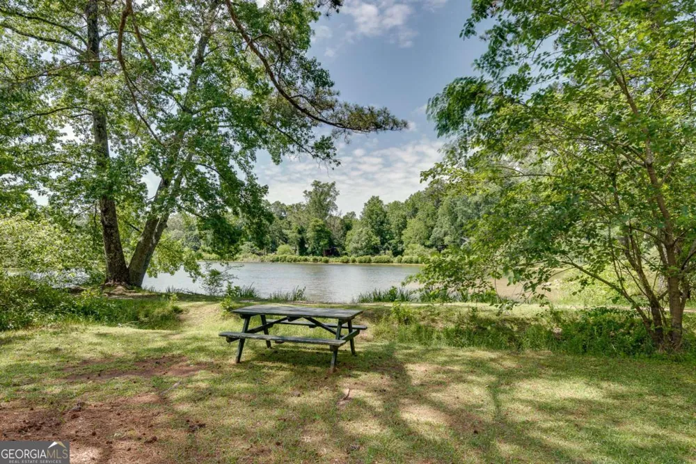 4621 Lakeshore DR Pine Lake, GA 30072