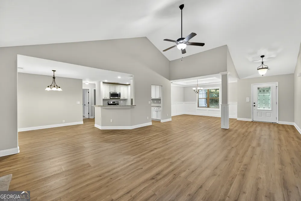 717 Oconee LN Commerce, GA 30529