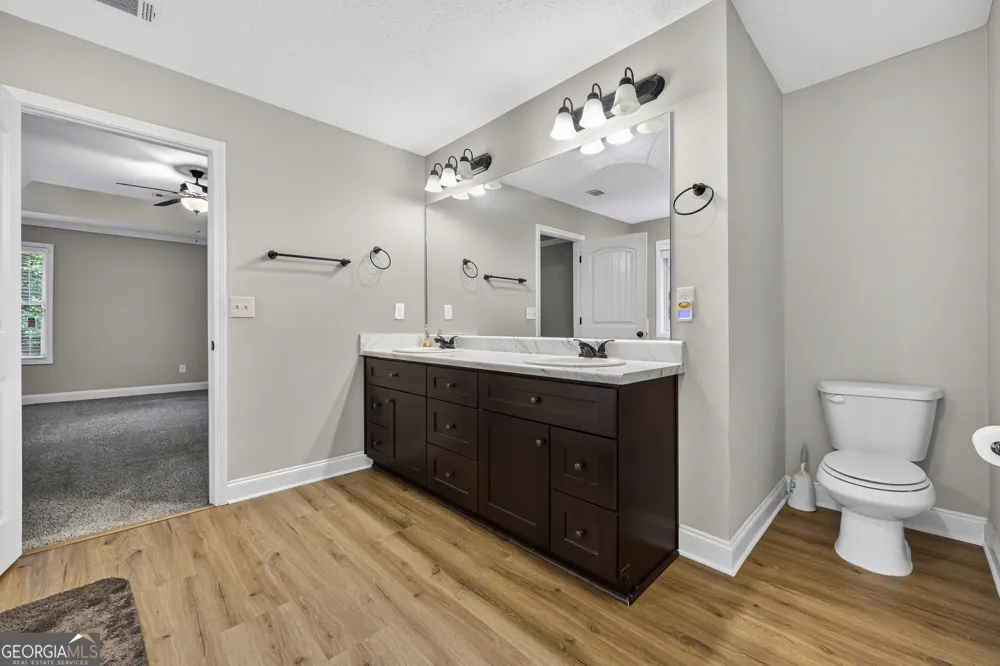 717 Oconee LN Commerce, GA 30529