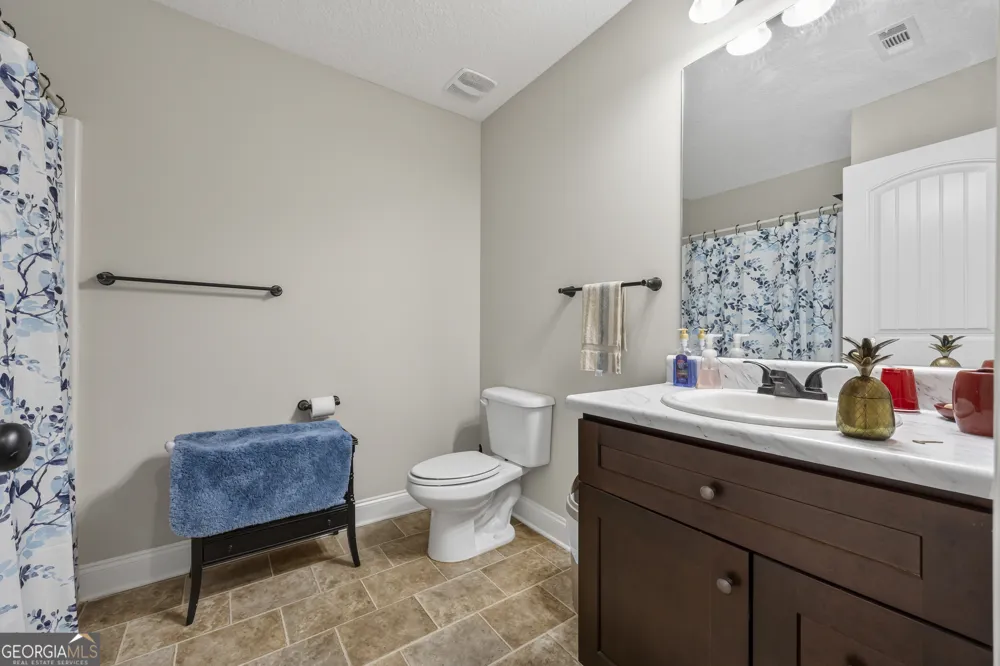 717 Oconee LN Commerce, GA 30529
