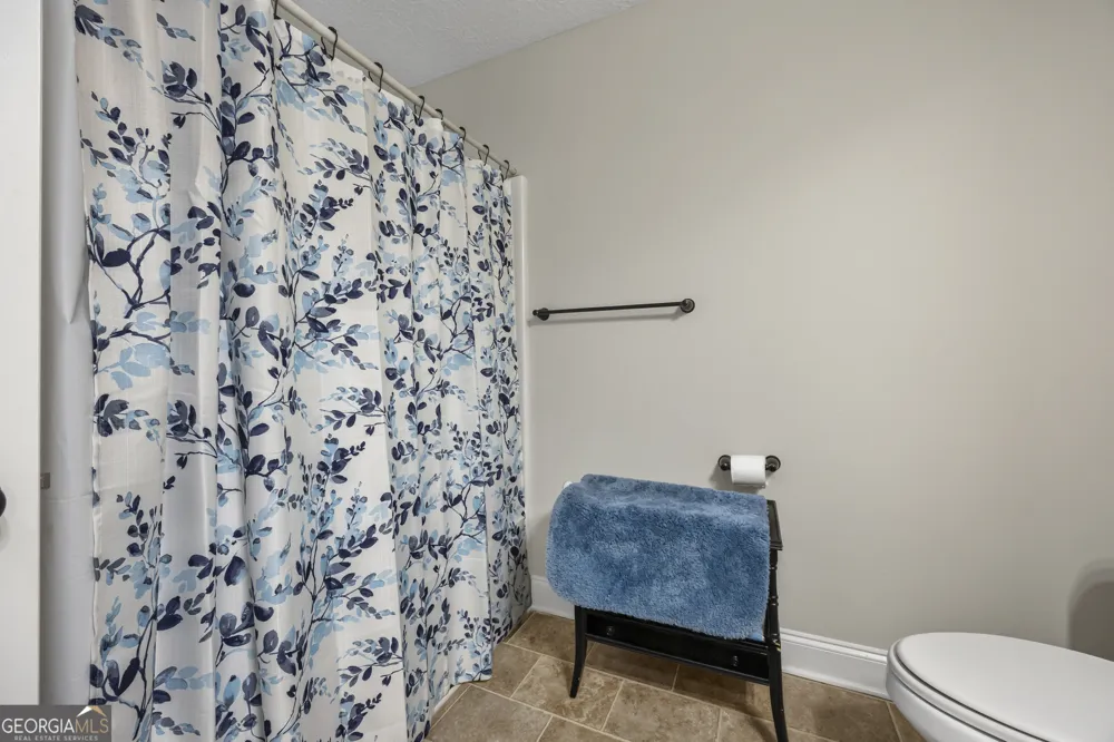 717 Oconee LN Commerce, GA 30529