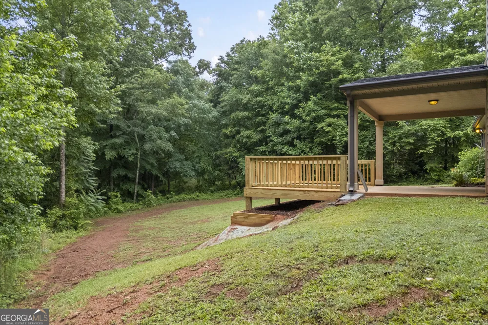 717 Oconee LN Commerce, GA 30529