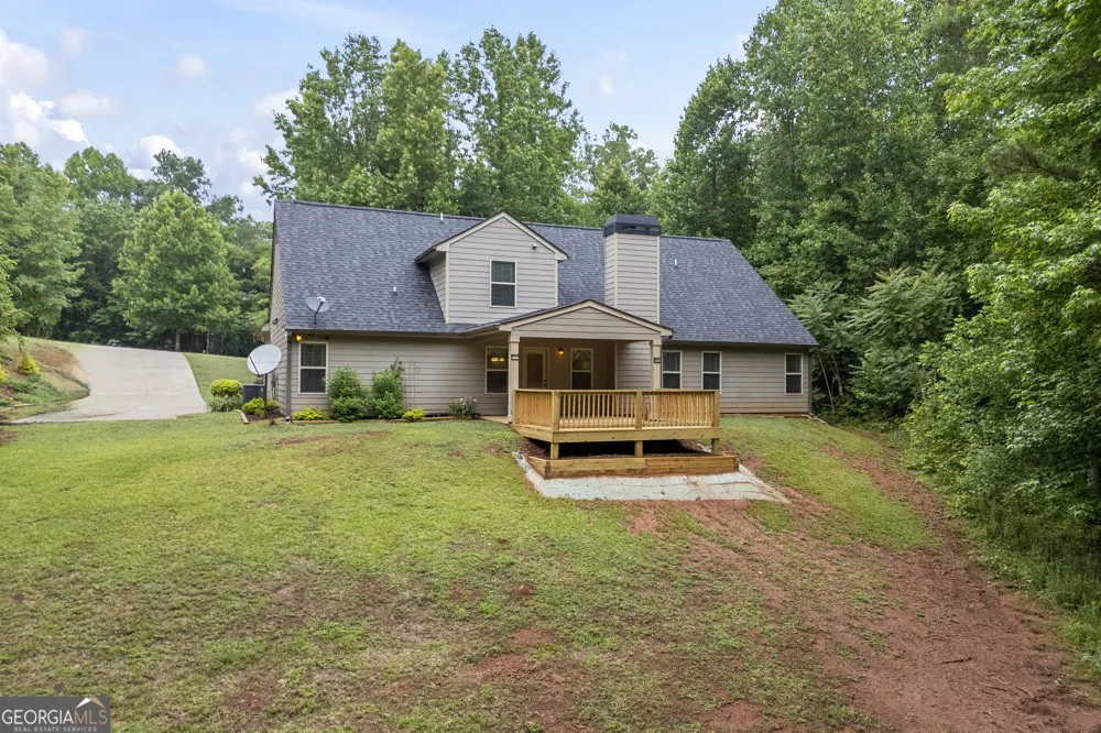 717 Oconee LN Commerce, GA 30529