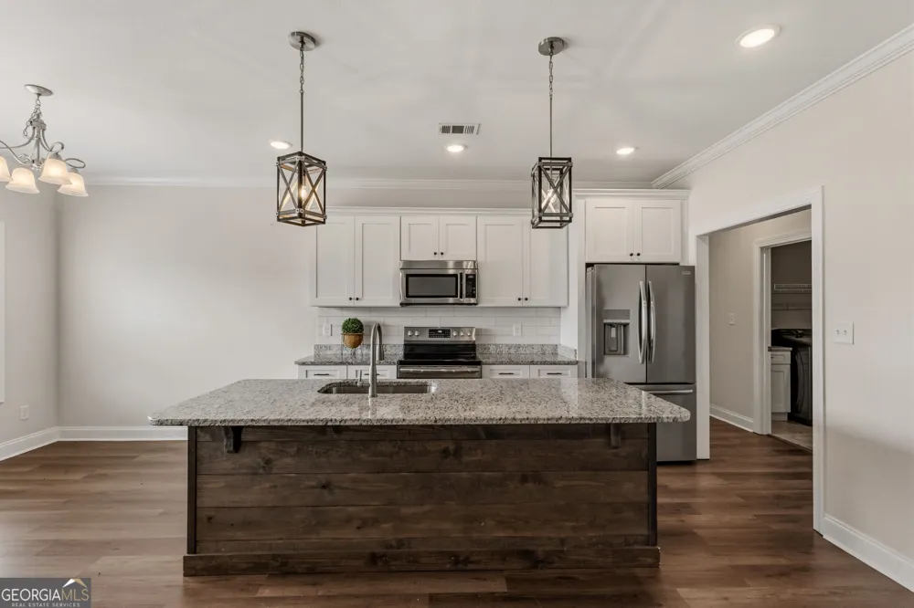 124 Cascades CT Bonaire, GA 31005