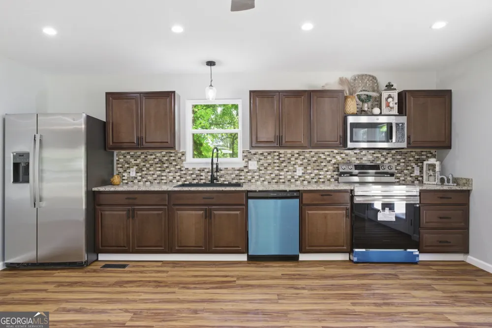 55 Reece ST Menlo, GA 30731