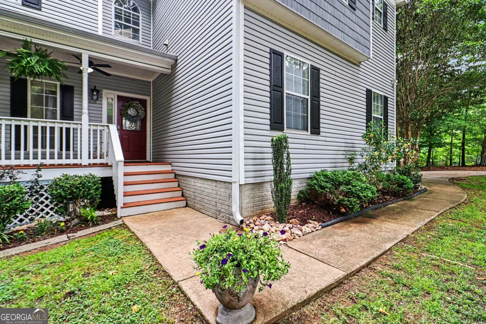 220 Brittain WAY Newnan, GA 30263