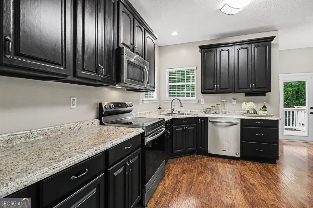220 Brittain WAY Newnan, GA 30263
