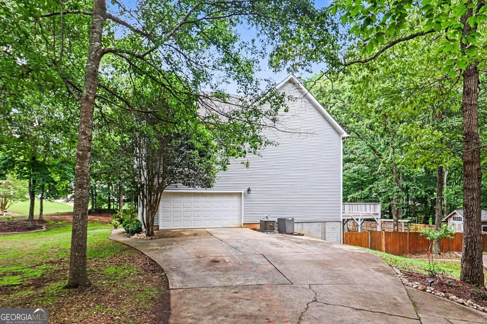 220 Brittain WAY Newnan, GA 30263