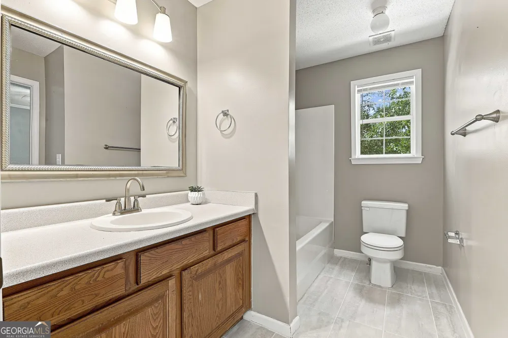 220 Brittain WAY Newnan, GA 30263