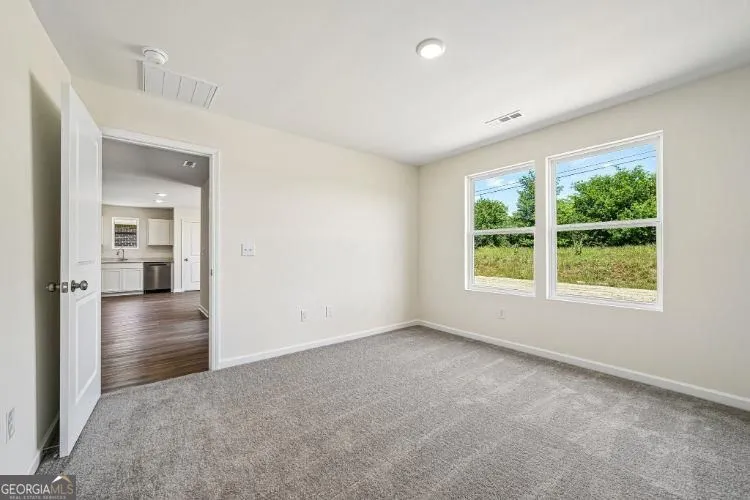 63 Rainbow LN Hartwell, GA 30643