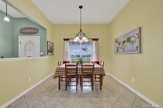 175 CREEKWOOD DR Gonzales, TX 78629