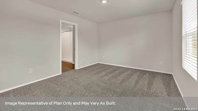 303 Windflower Cove Luling, TX 78648