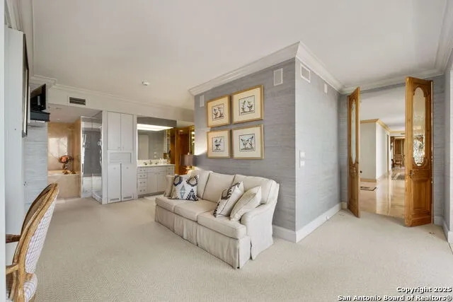 700 E Hildebrand #1401 San Antonio, TX 78212