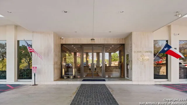 700 E Hildebrand #1401 San Antonio, TX 78212