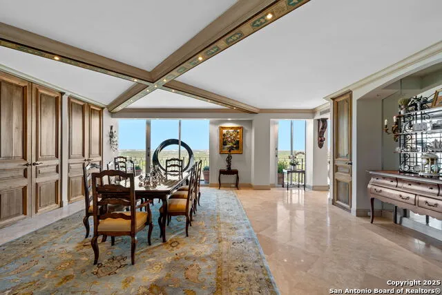 700 E Hildebrand #1401 San Antonio, TX 78212
