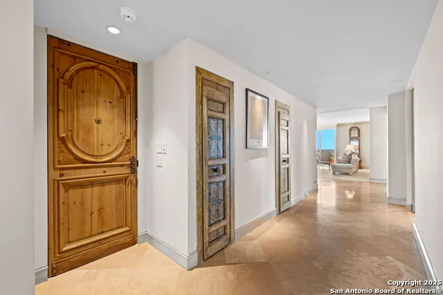 700 E Hildebrand #1401 San Antonio, TX 78212