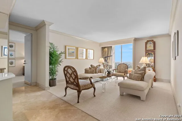 700 E Hildebrand #1401 San Antonio, TX 78212