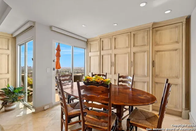 700 E Hildebrand #1401 San Antonio, TX 78212