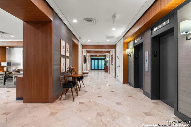 700 E Hildebrand #1401 San Antonio, TX 78212