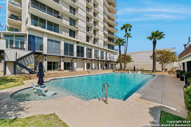 700 E Hildebrand #1401 San Antonio, TX 78212