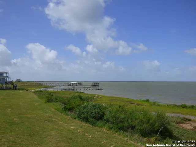 3414 Beachside Blvd Palacios, TX 77465