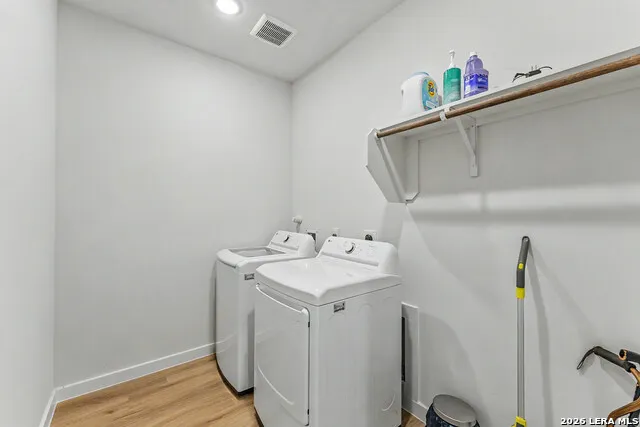 16515 ROSEMARY RDG Elmendorf, TX 78112