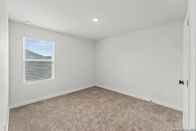 16515 ROSEMARY RDG Elmendorf, TX 78112