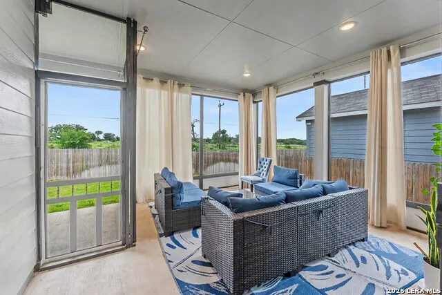 16515 ROSEMARY RDG Elmendorf, TX 78112