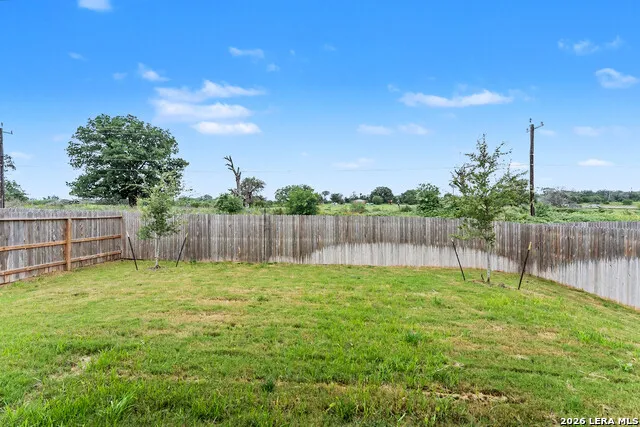 16515 ROSEMARY RDG Elmendorf, TX 78112