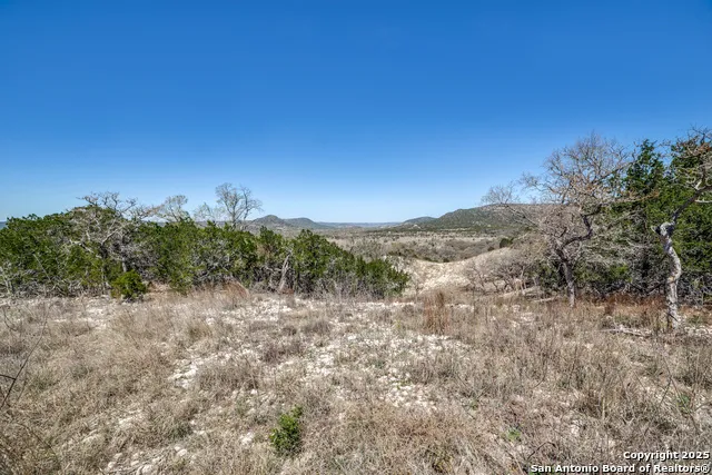 5430 CR-111 Utopia, TX 78884