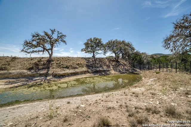 5430 CR-111 Utopia, TX 78884