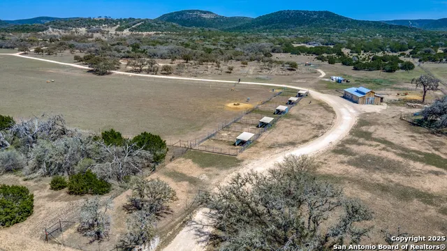 5430 CR-111 Utopia, TX 78884