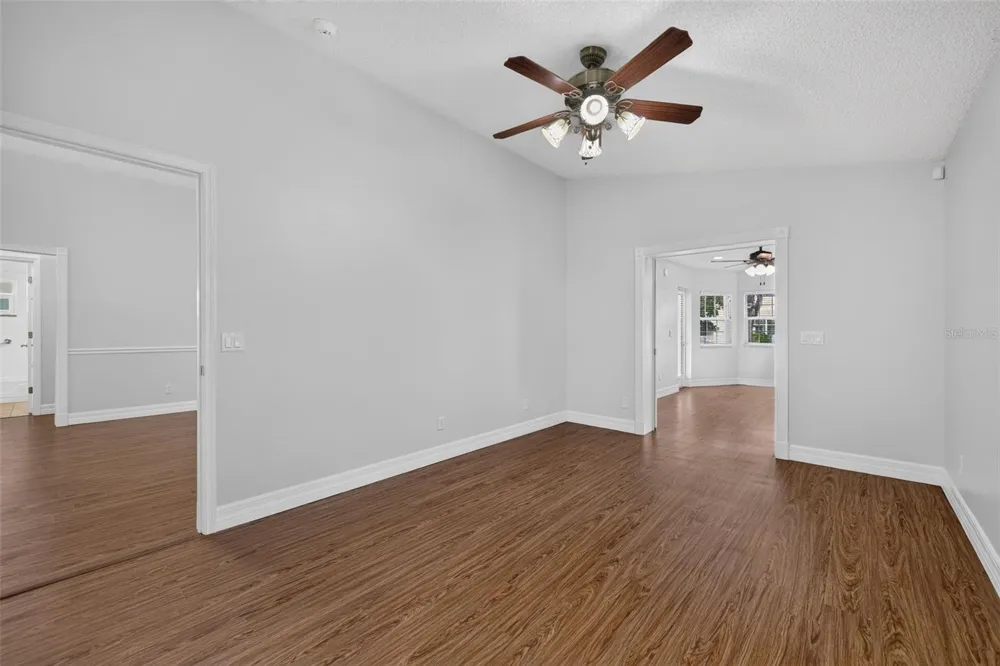 4431 FERN DRIVE Bradenton, FL 34208